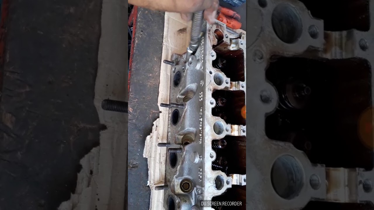 Armado de una tapa de cilindro de un gol trend
