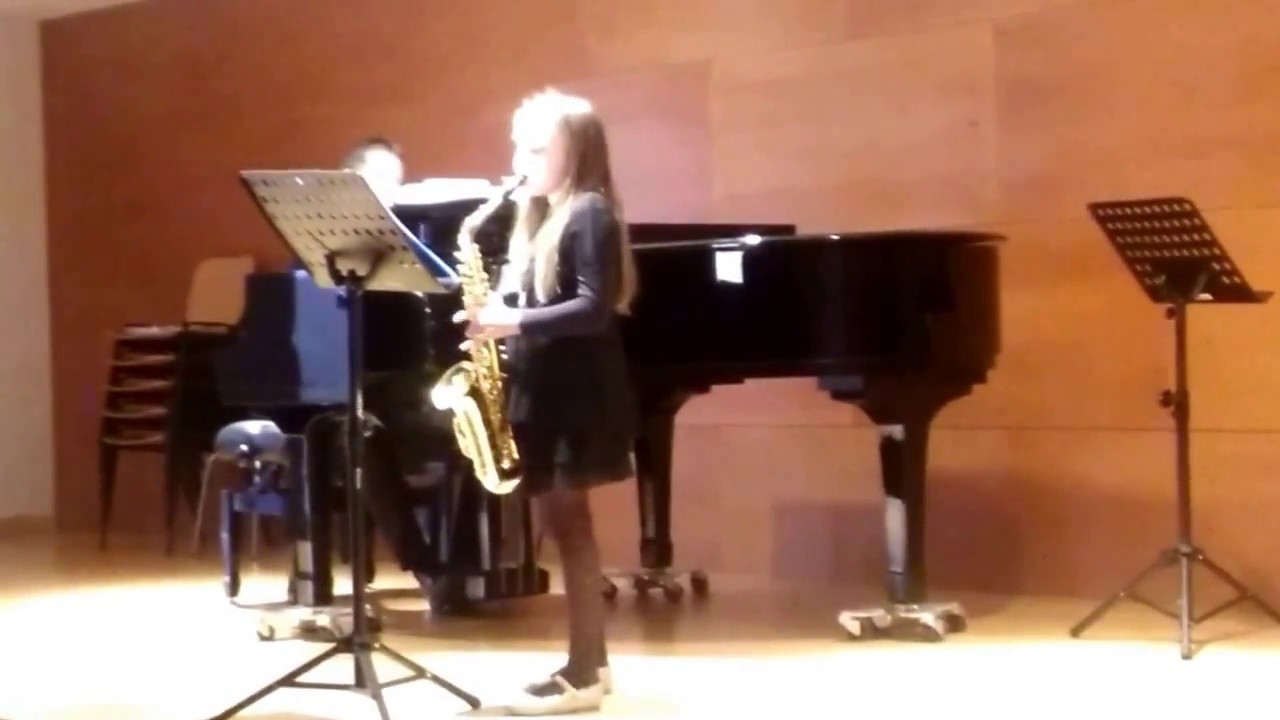 92. Maria Corvinos, 8 a&ntilde;os. Saxof&oacute;n. Princely Ceremonial.