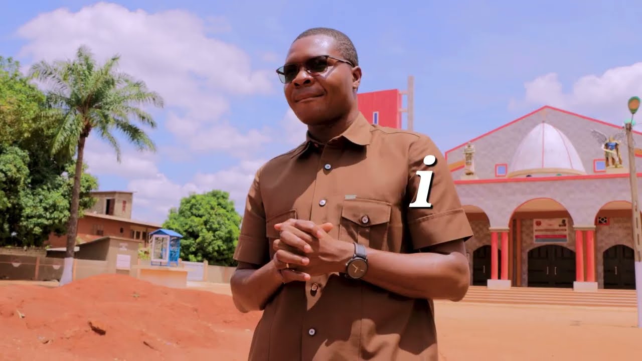 AYLƆ́MI, de l'Abbé Amour AGOLI-AGBO