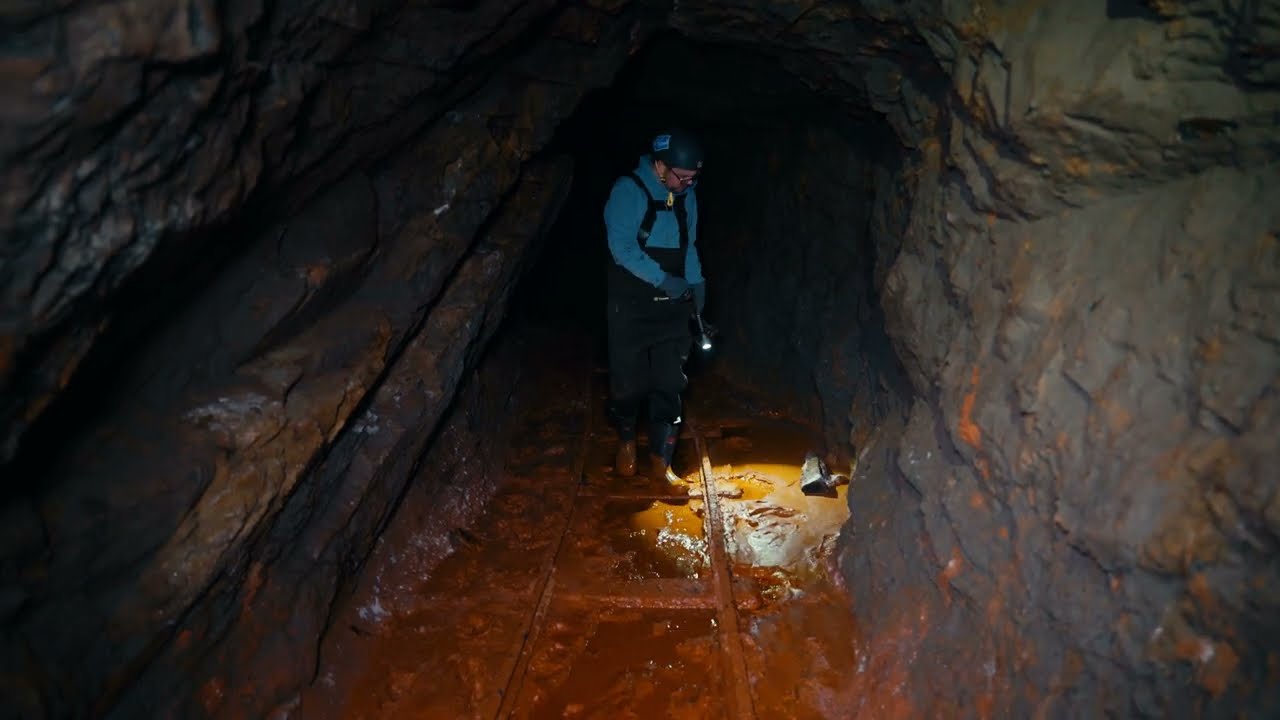 Exploring the Sulphur Mine