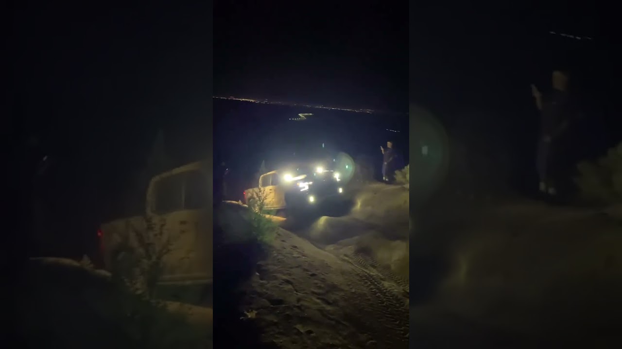 Night off roading is better than daytime. Change my mind. #offroad #chevrolet #toyota #night #led