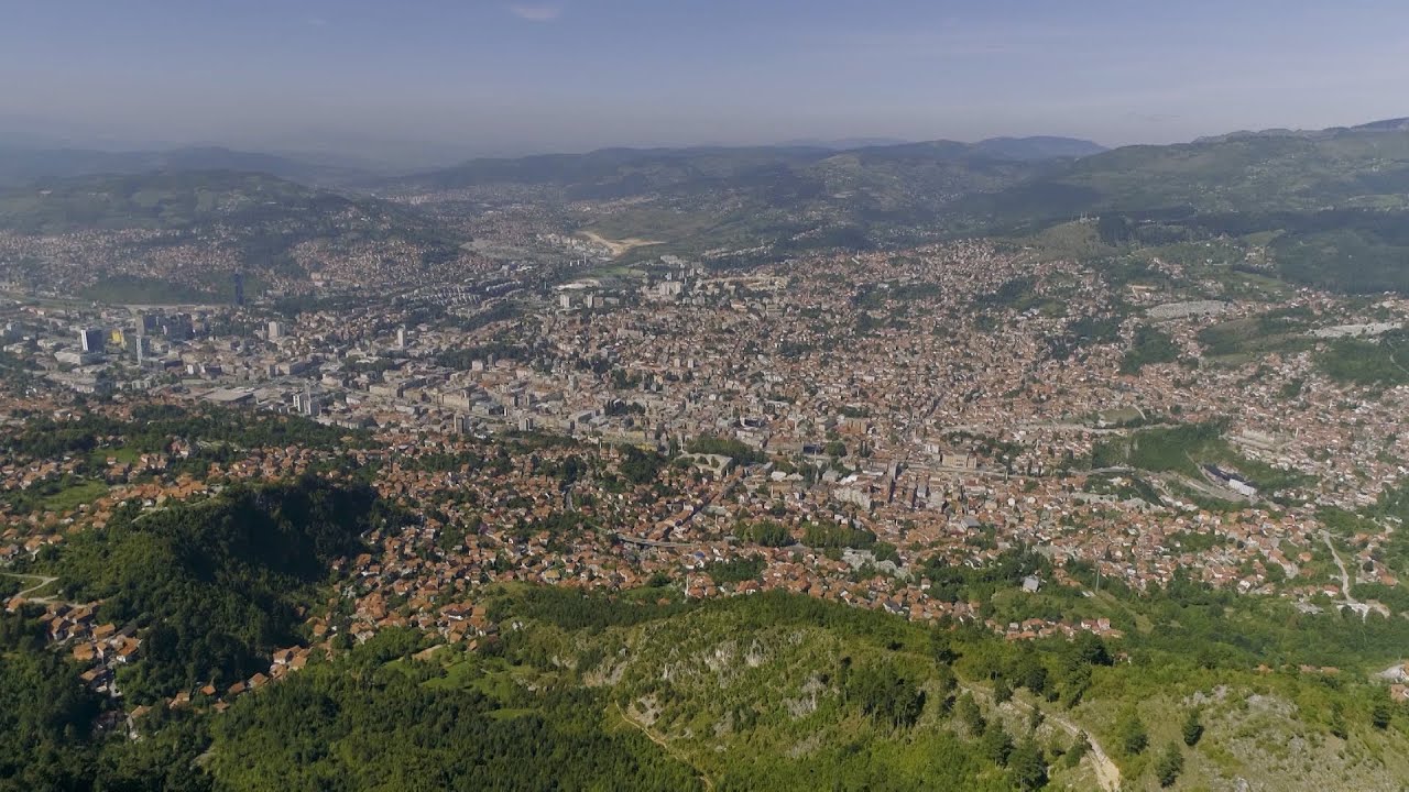 Nebo i zemlja: Sarajevo