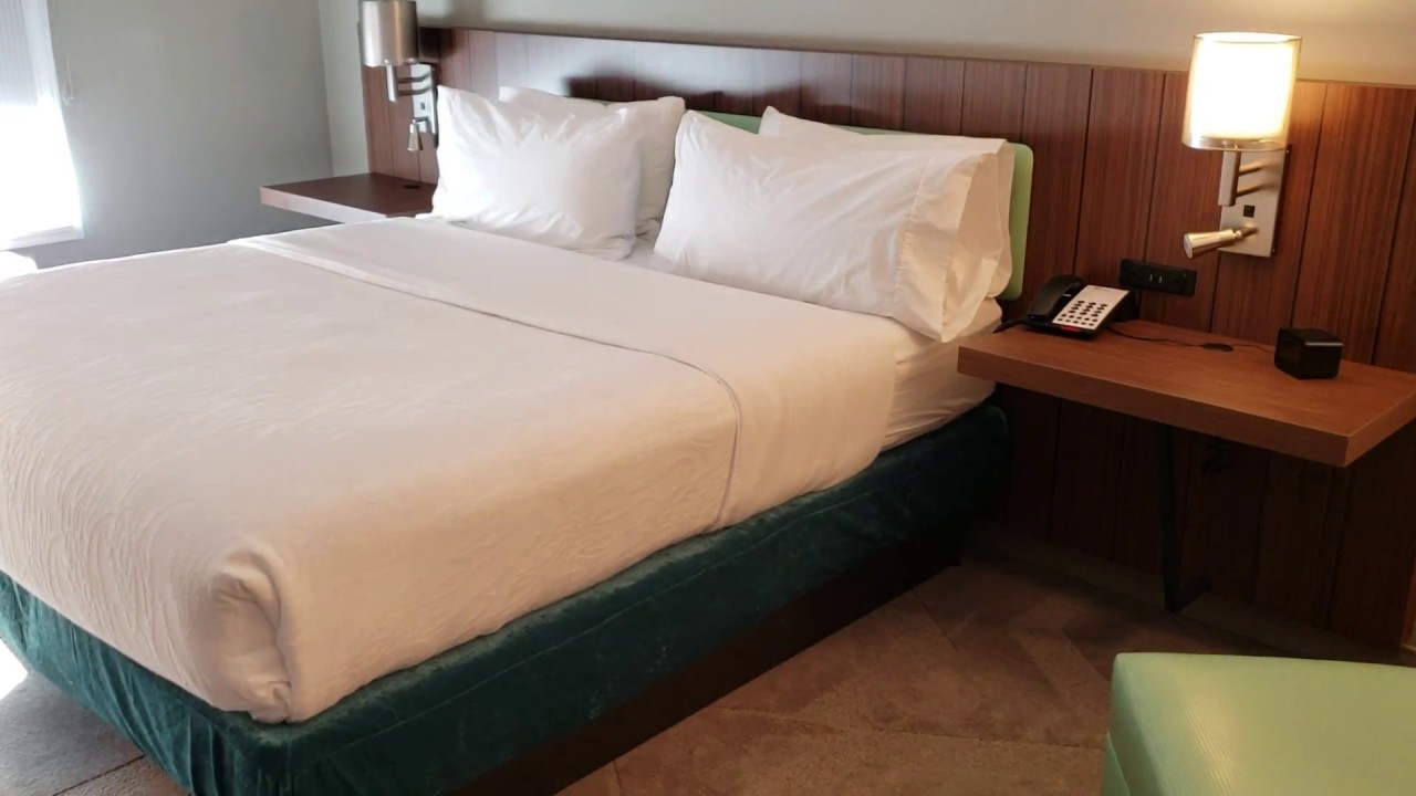 Hilton Garden Inn - Room Tour, Features & What to Expect