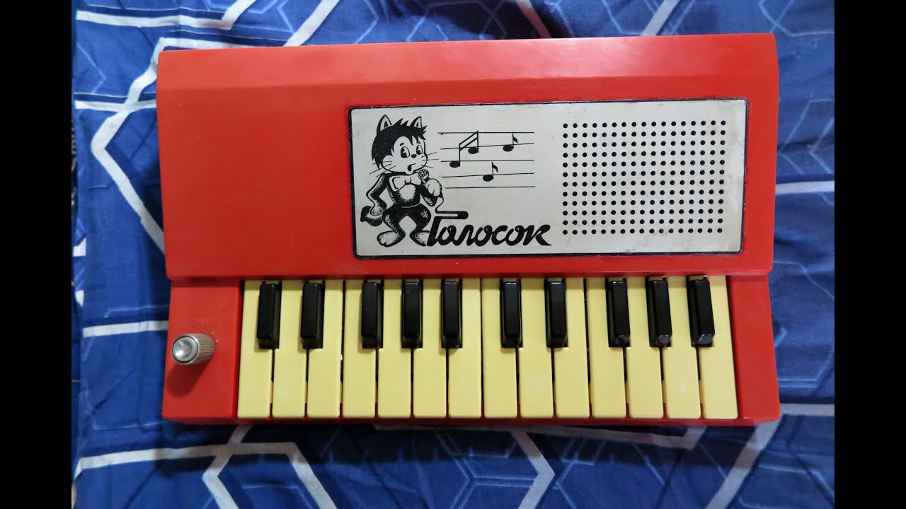 Golosok rare Soviet (USSR) children's analog synthesizer.