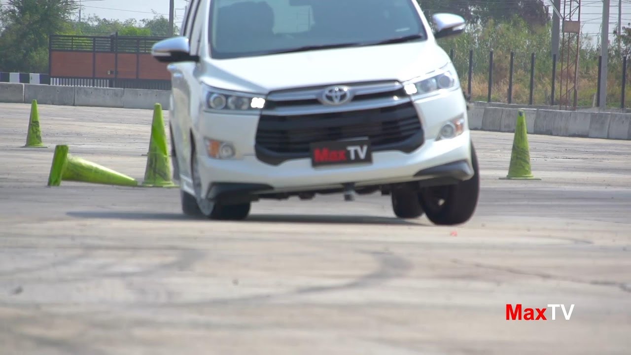 Test Drive TOYOTA Innova Crysta By MaxTV / 25 FEB 2017