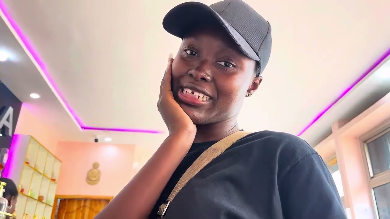Vlog de ma journée ! 😄 ( manucure 💅🏾 coiffure 💇🏾‍♀️ Shopping 🛍️ )