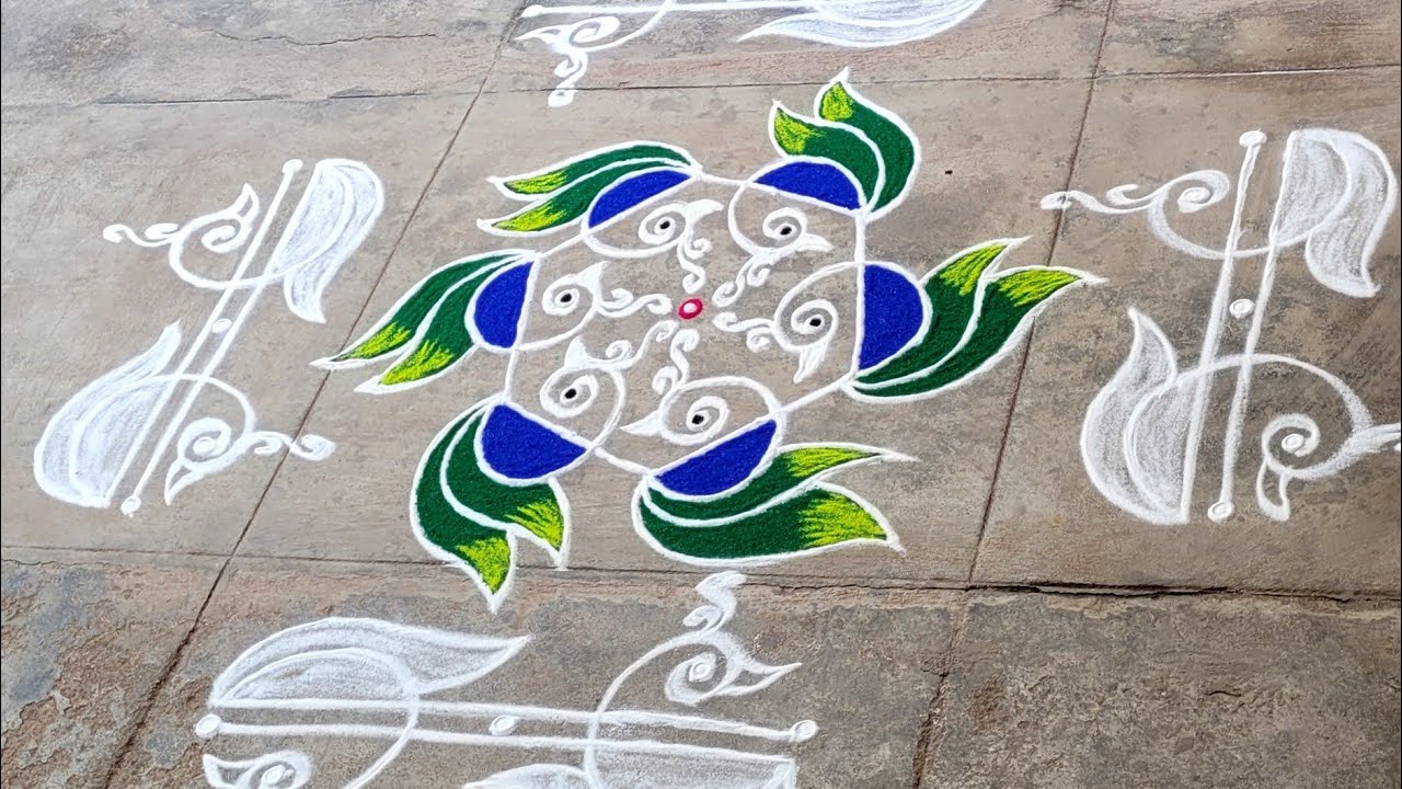 Cute Peacock Rangoli || Beginner's Easy Muggulu with side Borders Simple And Easy Peacock Rangoli🦚✨️