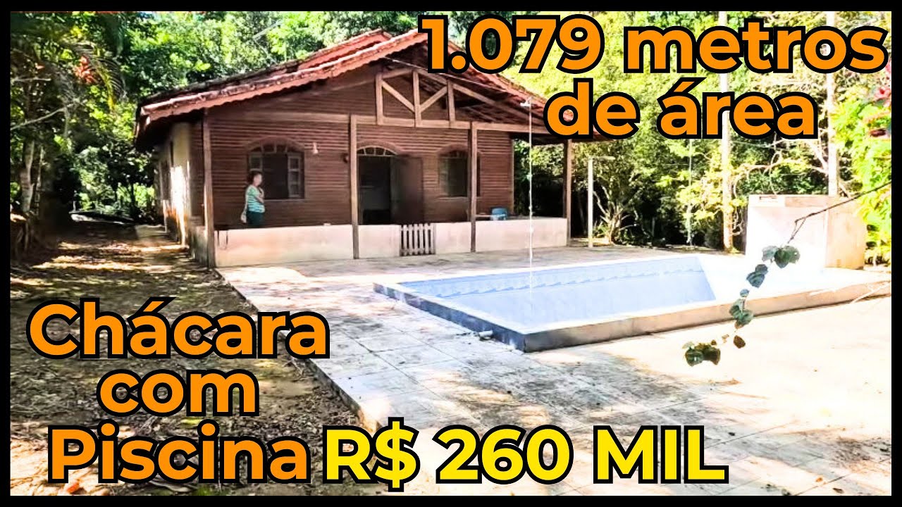 REF 529 🏡 Chácara de R$ 260 mil com 1.079 metros e árvores frutíferas, 2 dormitórios e piscina