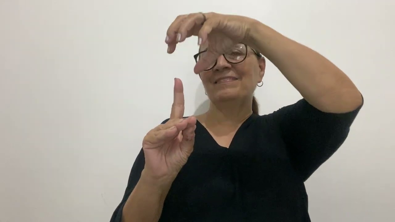Grande Deus em Libras