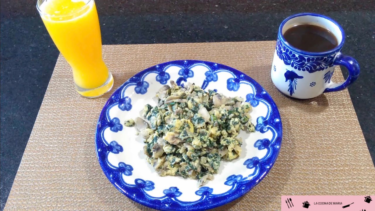 HUEVOS CON ESPINACAS y CHAMPIÑONES, DELICIOSO DESAYUNO)
