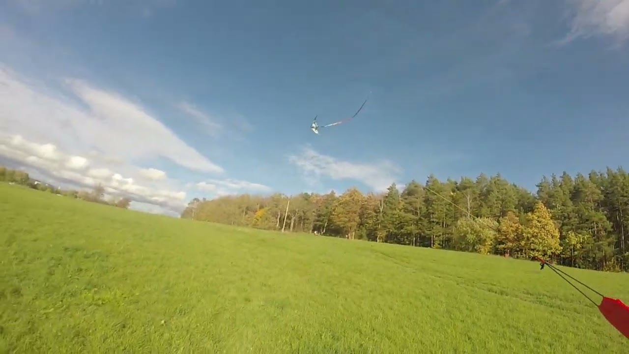 HQ Maestro 3 mit Regenbow-Tail. Das Festival der Kaijus. =)