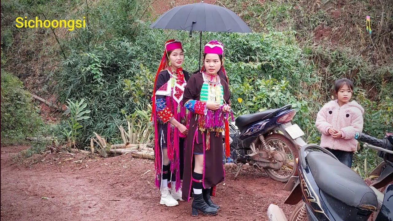 Nhóm Hát Dân Tộc, P180