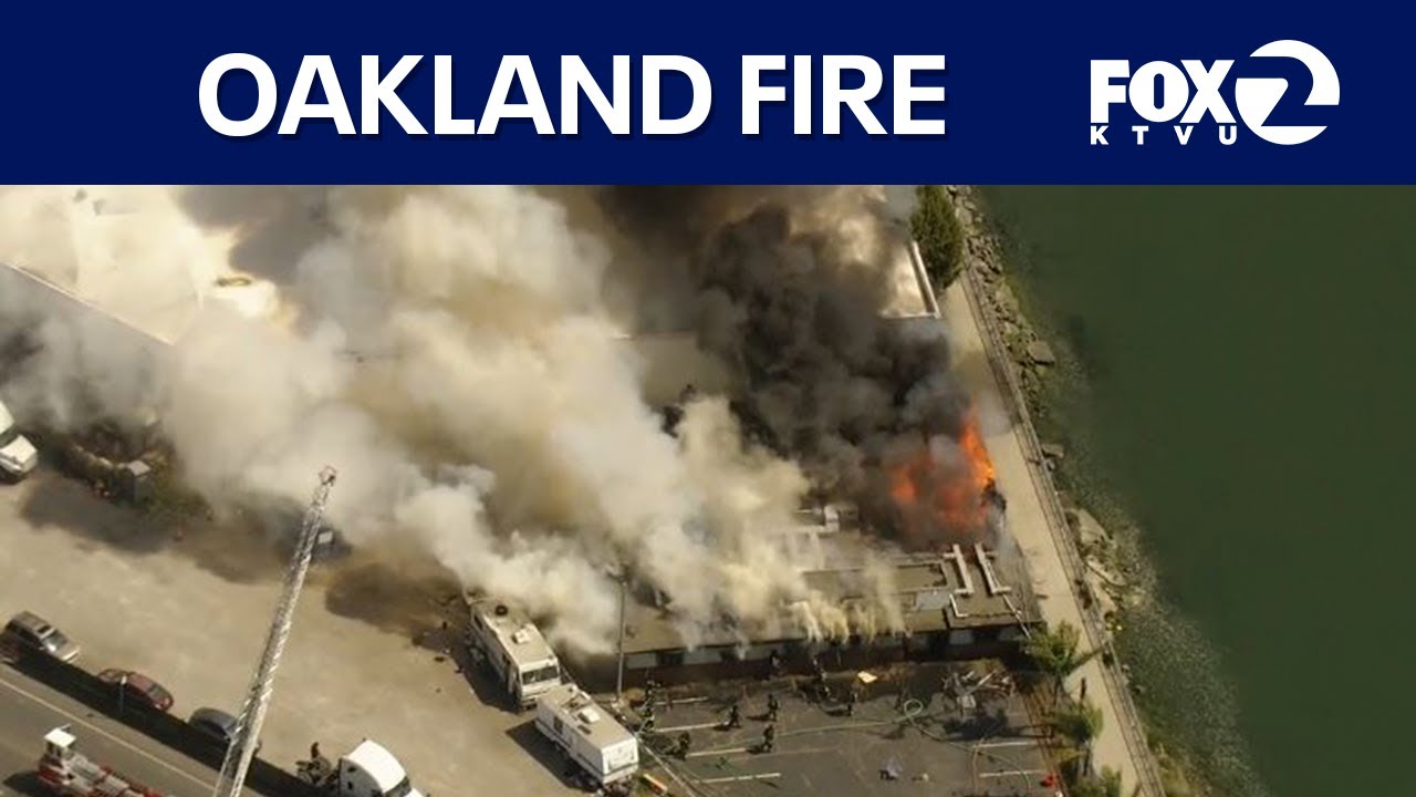 Fire burns Oakland building | KTVU