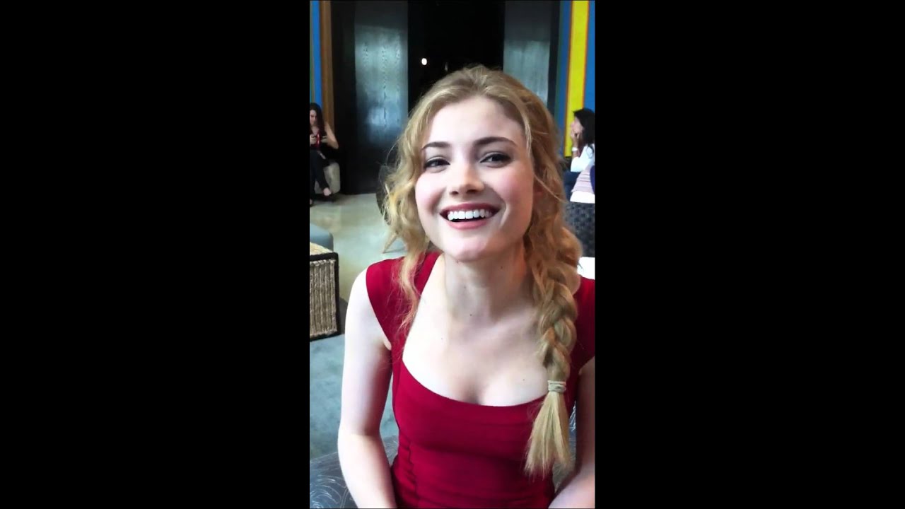2 Minutes of Skyler Samuels!