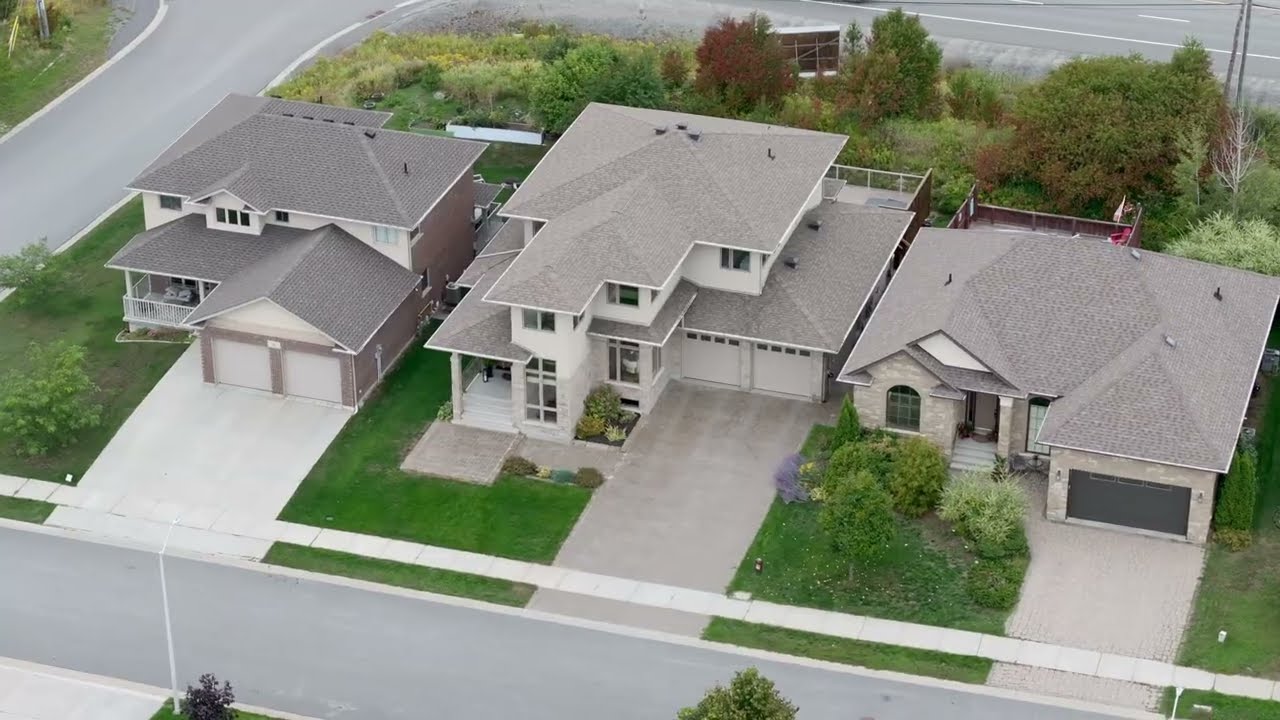 ✨ Full Tour – Executive Luxury in New Sudbury ✨