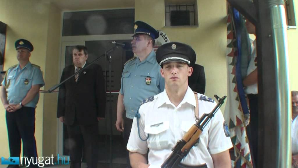 Rendőrőrs avatása Répcelakon - 2011.