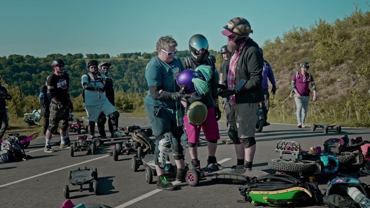 UK's Biggest onewheel , EUC, Skateboard group ride in Wales. Electric Personal Vehicles | London