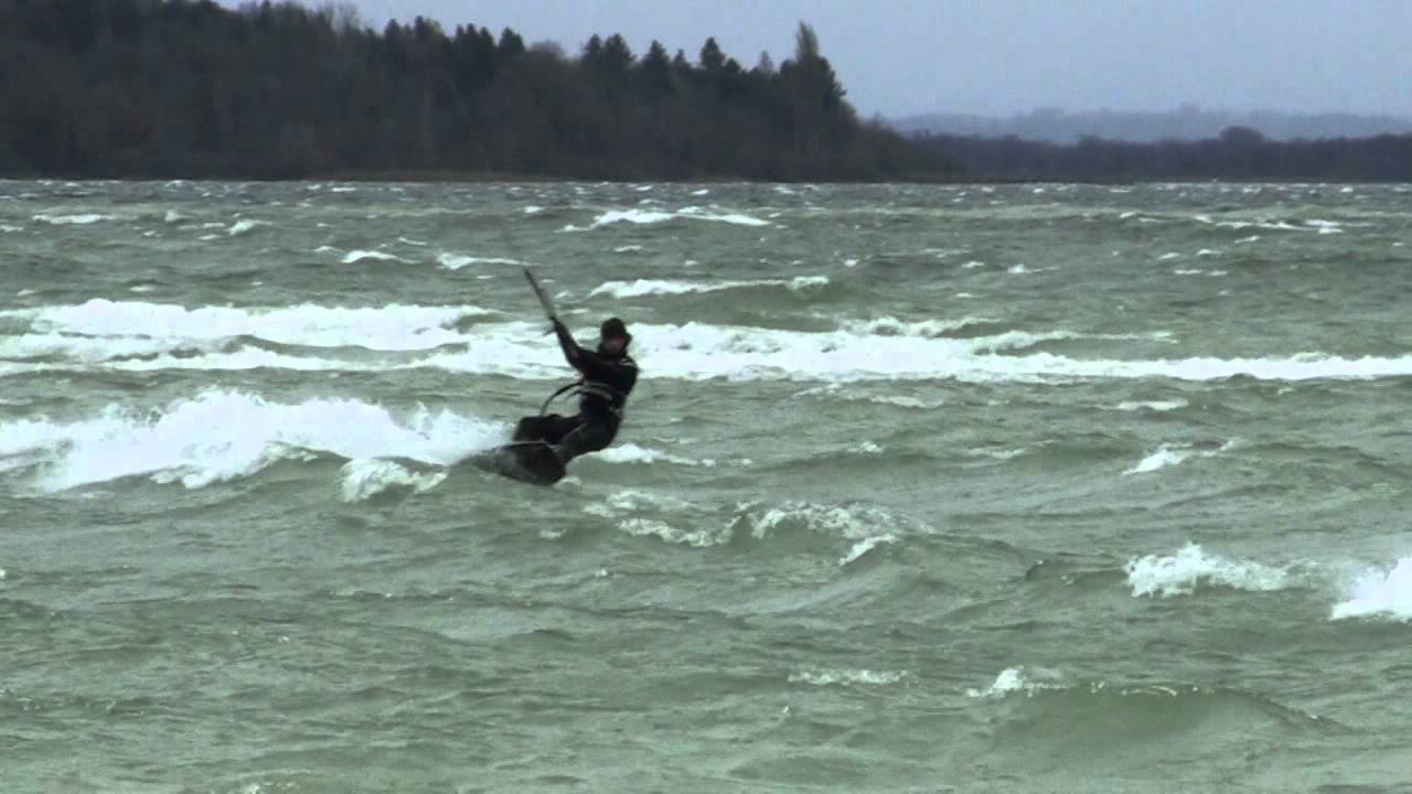 Sturm am Ammersee 05.01.2012