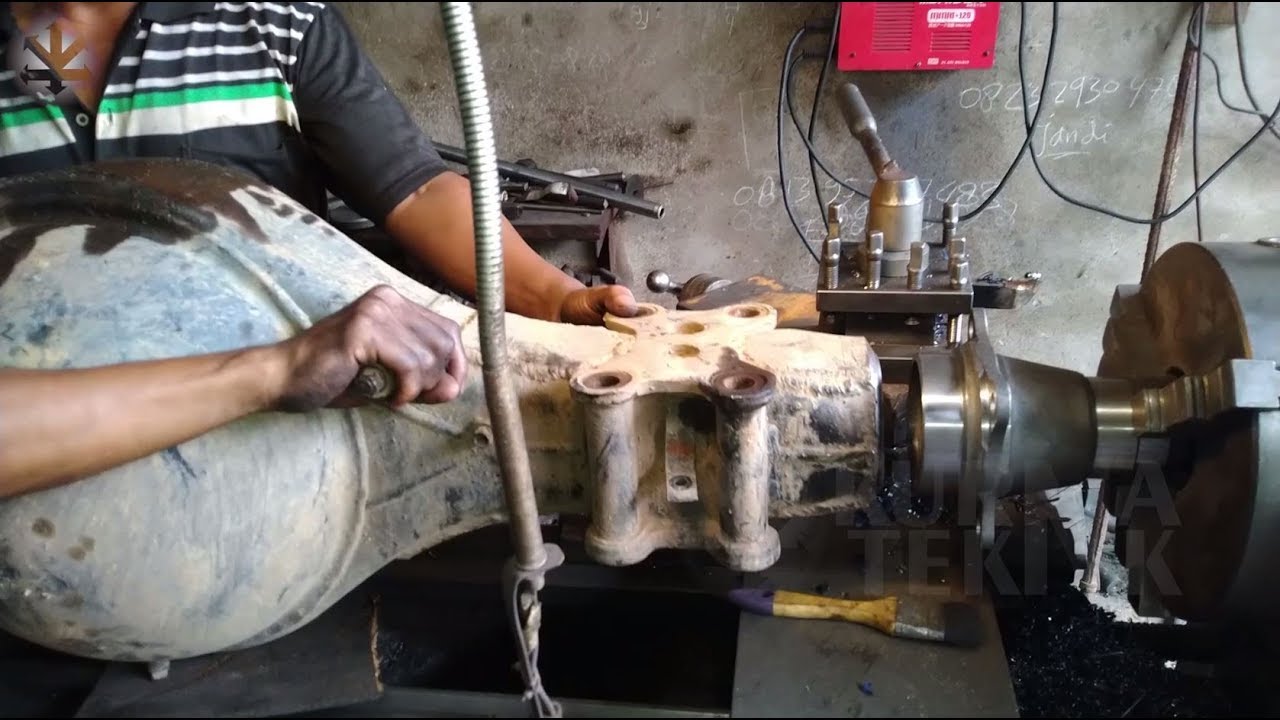 CARA GANTI SELONGSONG TRUK DI MESIN BUBUT | SPINDLE HOUSING END SARUNG GARDAN SERVICE
