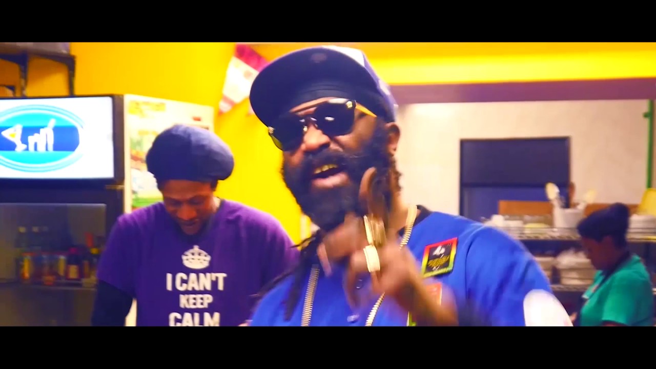 JAH YOUTH AKA AMLAK SON OFFICIAL VIDEO ( MEK A CIRCLE ROUND DA T.DOT ) ( MAY 2017 )