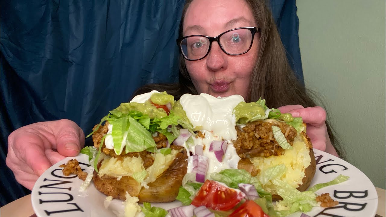 Fully Loaded Jacket Potato #eatingshow #foodie #mukbang #uk