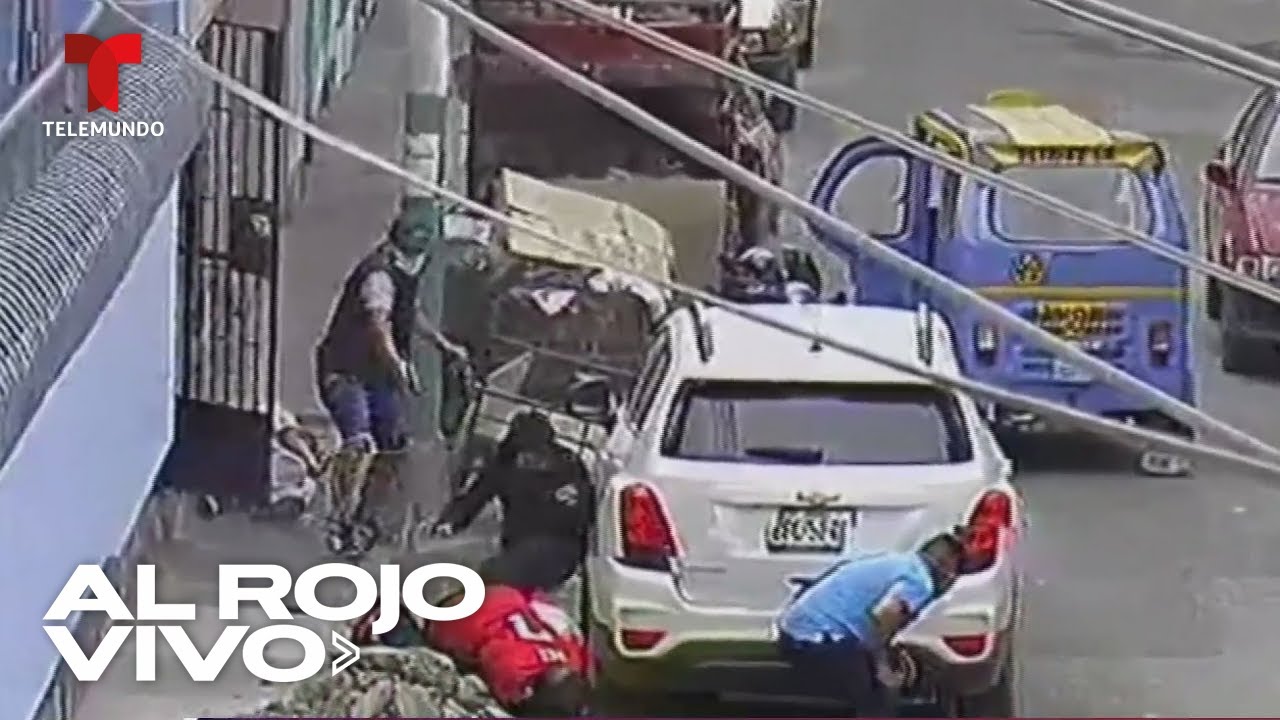 C&aacute;mara de seguridad capta a un sicario asesinando a tiros a tres hombres en Per&uacute;