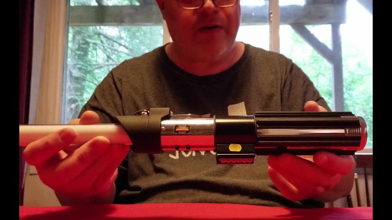 DPIB's 2005 Master Replicas Darth Vader Force FX lightsaber unboxing