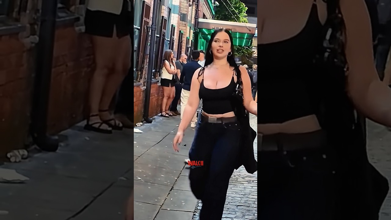 The beauty of Liverpool girls at night... the view is unbelievable #streetparty #ukvibes #viral