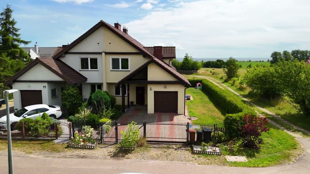 Dom z widokiem na morze &ndash; Rewa | The House Nieruchomości