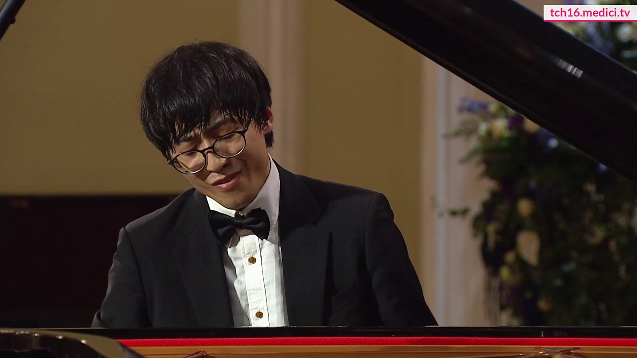 Do-Hyun Kim plays Chopin Etude Op. 25 No. 1 in A-flat Major