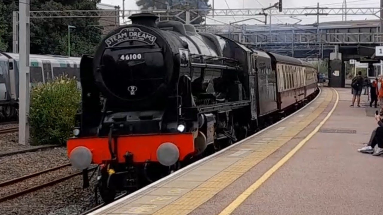 Trains at Lichfield Trent Valley (ft - 46100) | 08/08/24