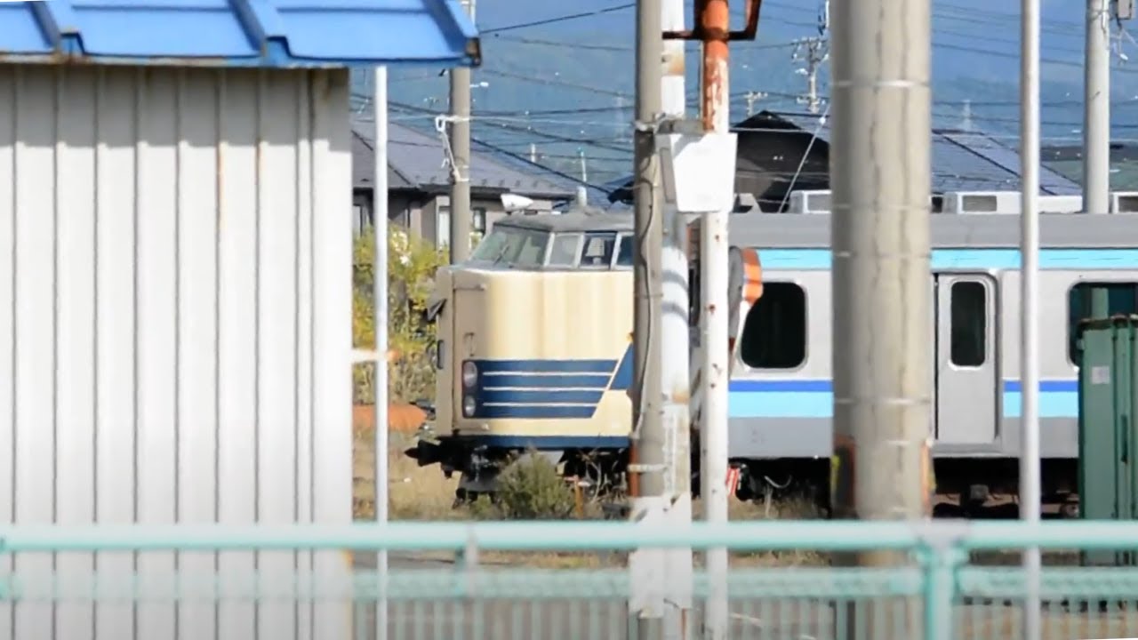 クハネ583-17 秋田車両センター　無理やり撮影するシーン