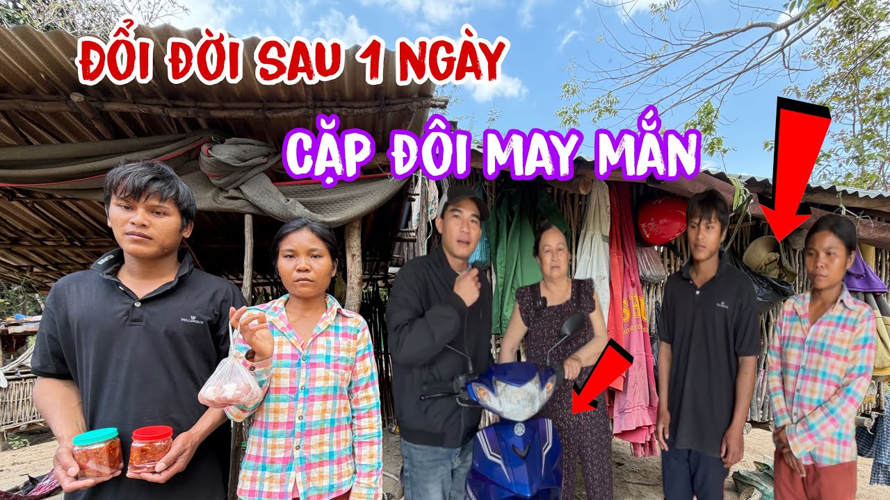 Đôi vợ chồng trẻ nghèo khổ sống trên núi được mạnh thường quân tặng xe mừng quá cả làng ơi….