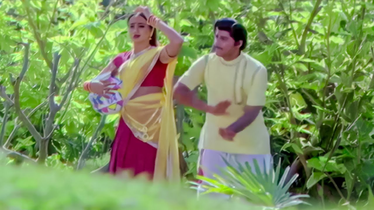 Sobhan Babu, Sumalatha Evergreen Song - Muvvala Gopala Song | Jackie Telugu Movie Video Songs