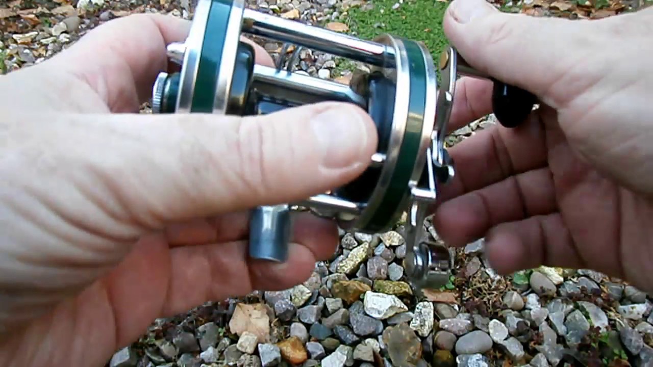 Shakespeare 2154 - Japan 1977 - Levelwind Trolling Multiplier Reel