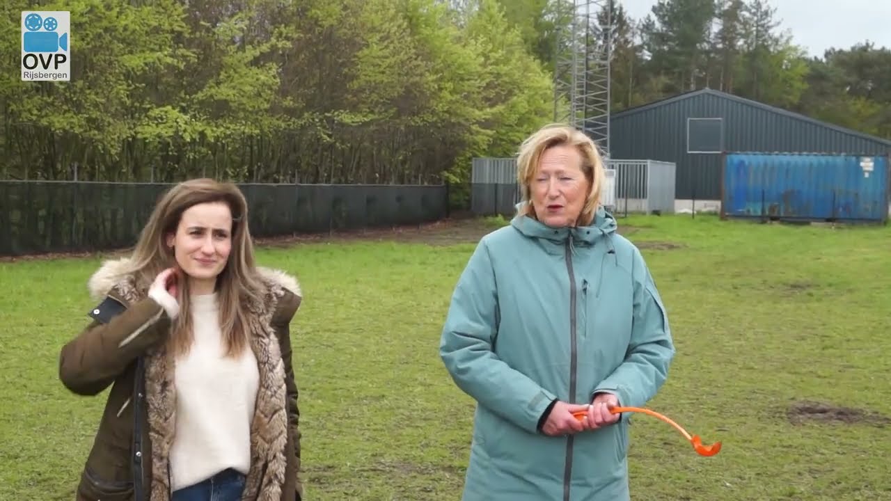 Opening Hondenspeelveld Rijsbergen