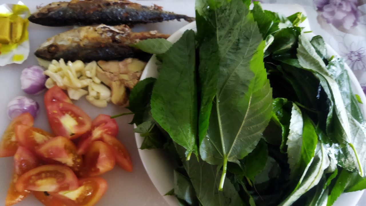 Bulanglang Na Saluyot Na May Pritong Isda #simplenglutongbahay #bulanglangnasaluyot