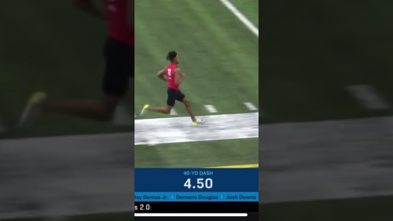 Houston WR Tank Dell ran the fastest 4.5 40 ever, NFL need to check their clocks #shorts
