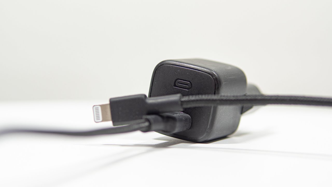 TANI Kabel i Ładowarka do iPHONE'a - Aukey CB-CL1/Aukey PA-B1 | Czy Warto? [PL]