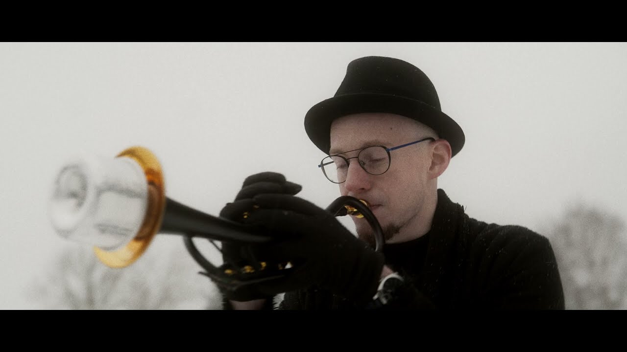 Piotr Schmidt - Serenity (Official Music Video)