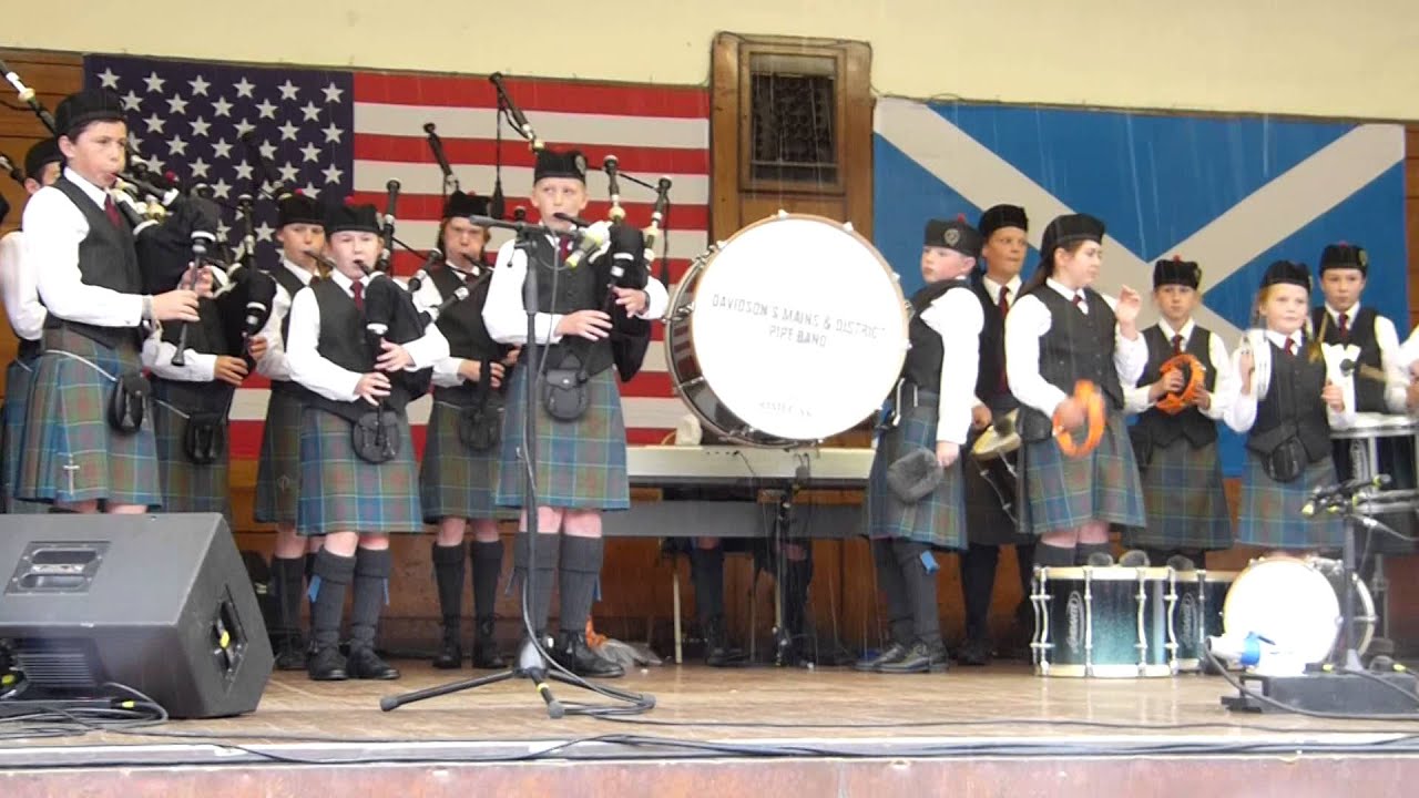 Davidson's Mains & District Pipe Band - The Water Is Wide