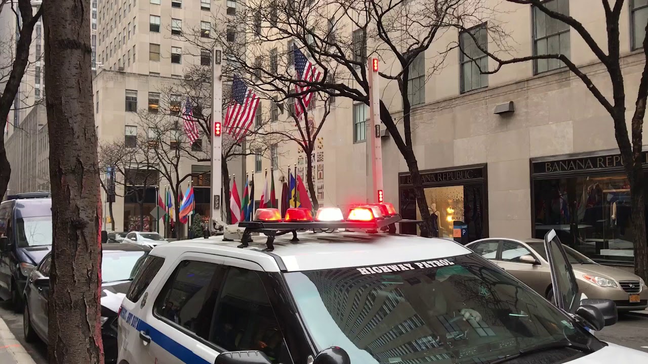 NYPD Highway Patrol 2014 Ford Explorer Police Utility light up with high riser activation