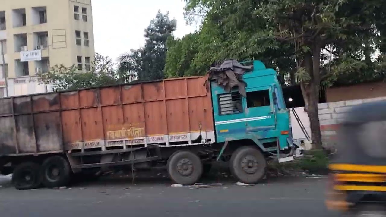 Navle bridge latest video, Navale bridge pune truck, activa, swift desire, tempo, trolley video vlog