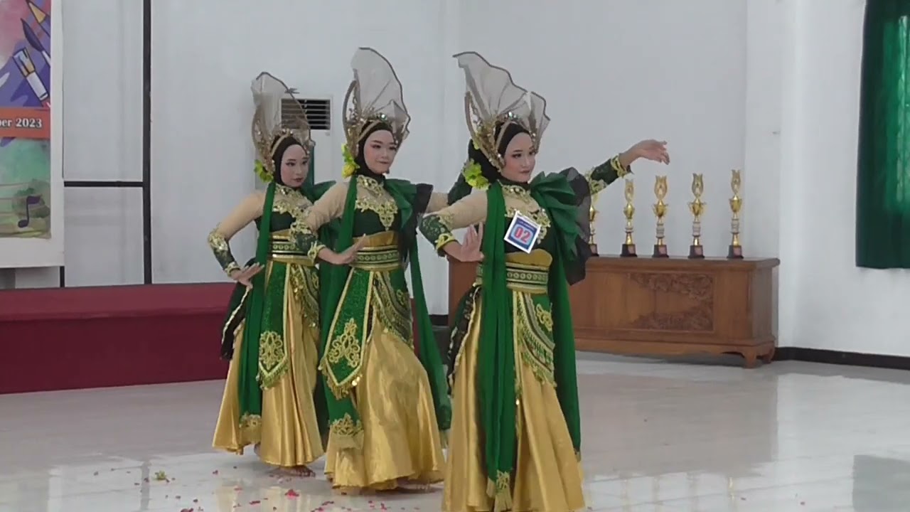 TARI BANJARSARI SMP NEGERI  1 WONOAYU - LOMBA SENI BANGGA SIDOARJO