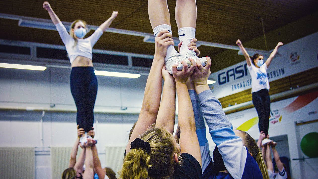 Cheerleading Training bei den Titans Berlin in 2020 | Training with the Titans | Ep. 44