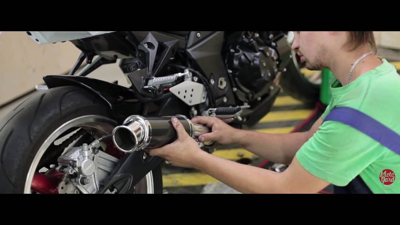 Установка тюнингового выхлопа Kawasaki Z1000. Звук до и после.