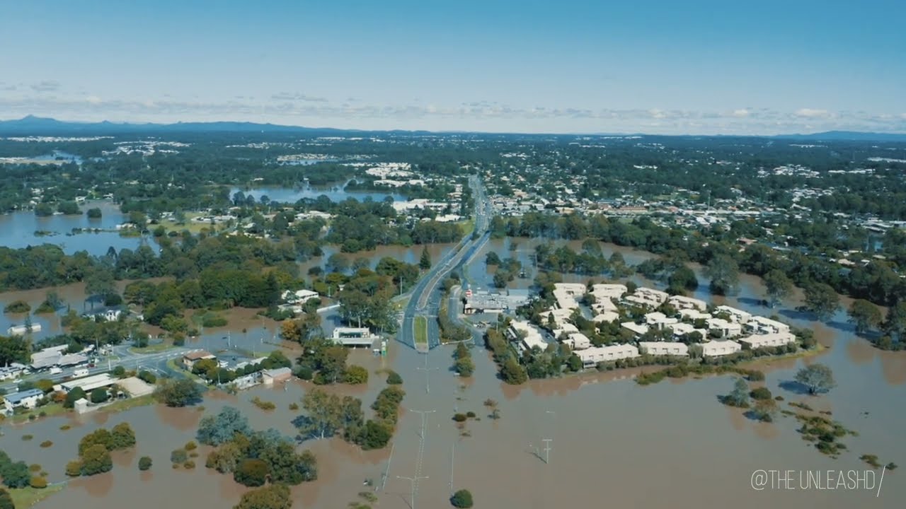 MAJOR FLOODING in Waterford, QLD.