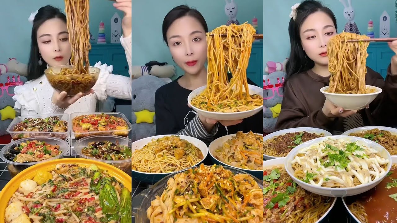 Mukbang : Eating Spicy Noodles 🍜🍜 fire Noodles 🍜 with Hotdogs 😋#eatingshow #noodles #pasta #foodie 