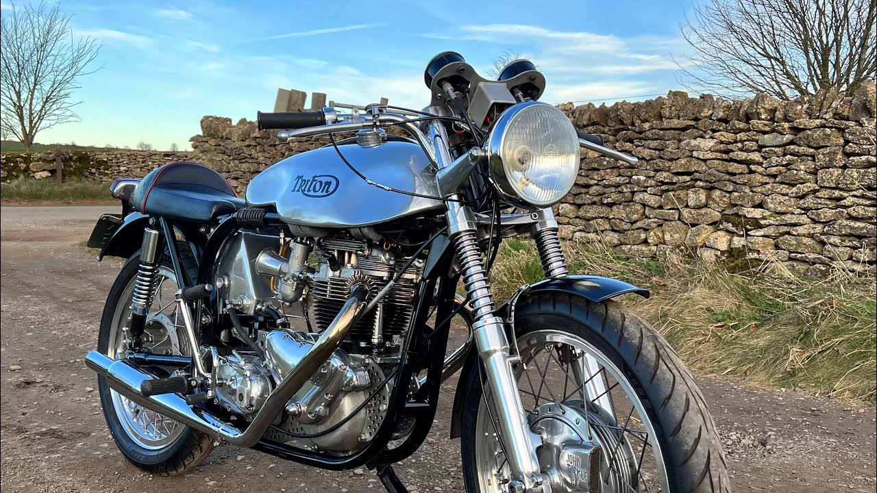 1959 Triton Cafe Racer 650cc Start Up ( WON by Nicholas L. from Kettering )