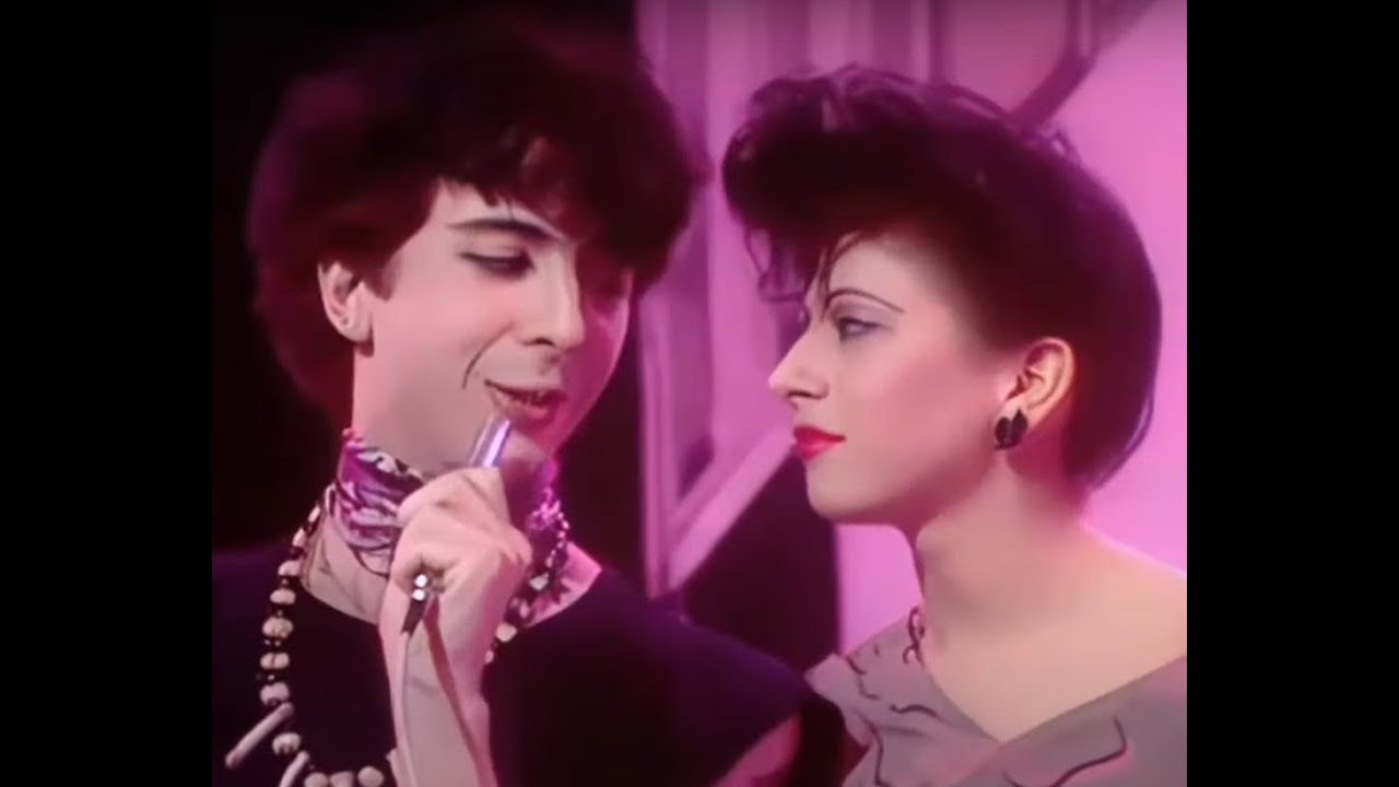 Torch - Softcell Cover by Biaspoint